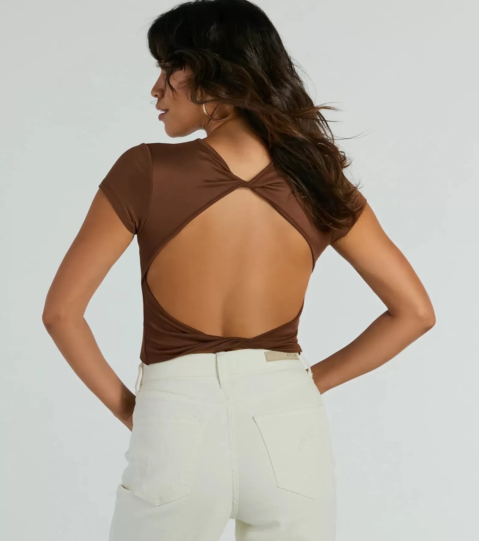 Windsor Basic Tops | Going-Out Tops*Back At It Short Sleeve Twist Crop Top