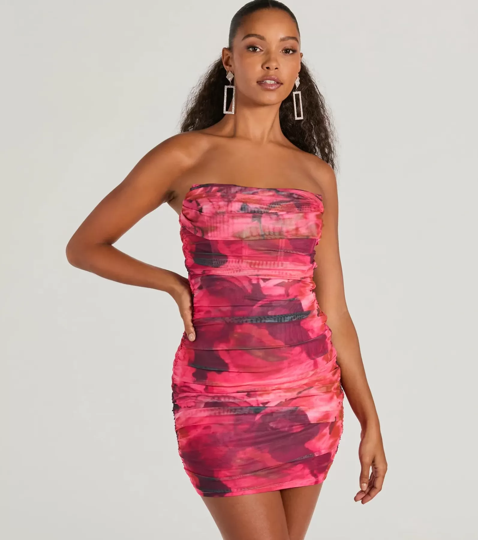 Windsor Bachelorette Dresses | Sundresses*Effortlessly Enchant Strapless Bodycon Mini Dress