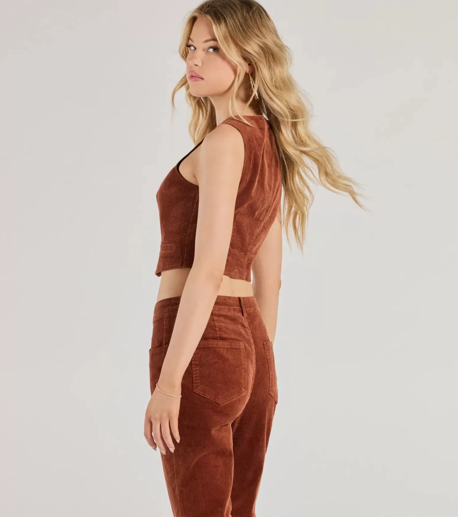 Windsor All Matching Sets | Crop Tops*Retro Chic Corduroy Cropped Vest