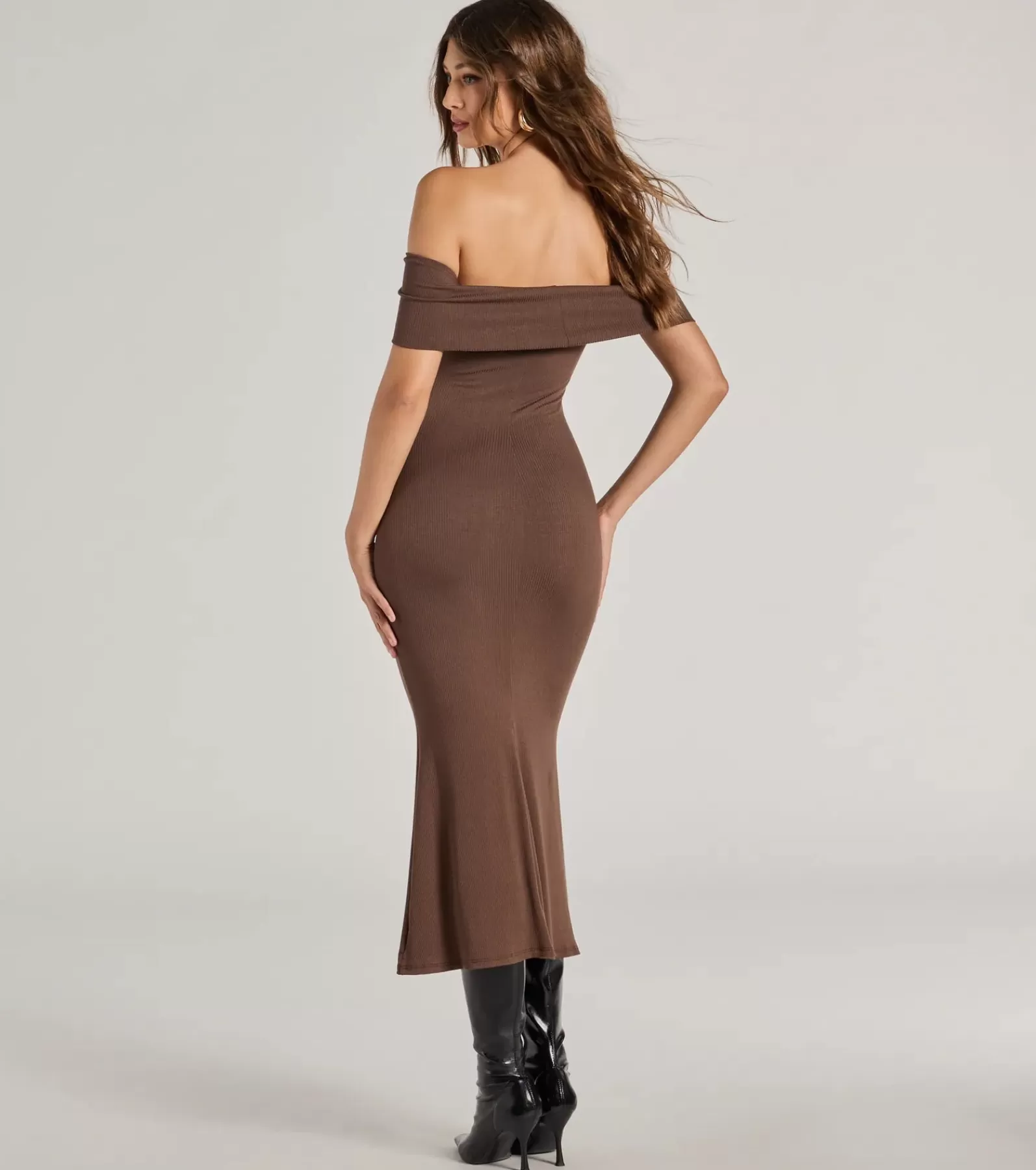 Windsor Midi Dresses | Bodycon Dresses*Sleek Silhouette Ribbed Knit Off-The-Shoulder Midi Dress