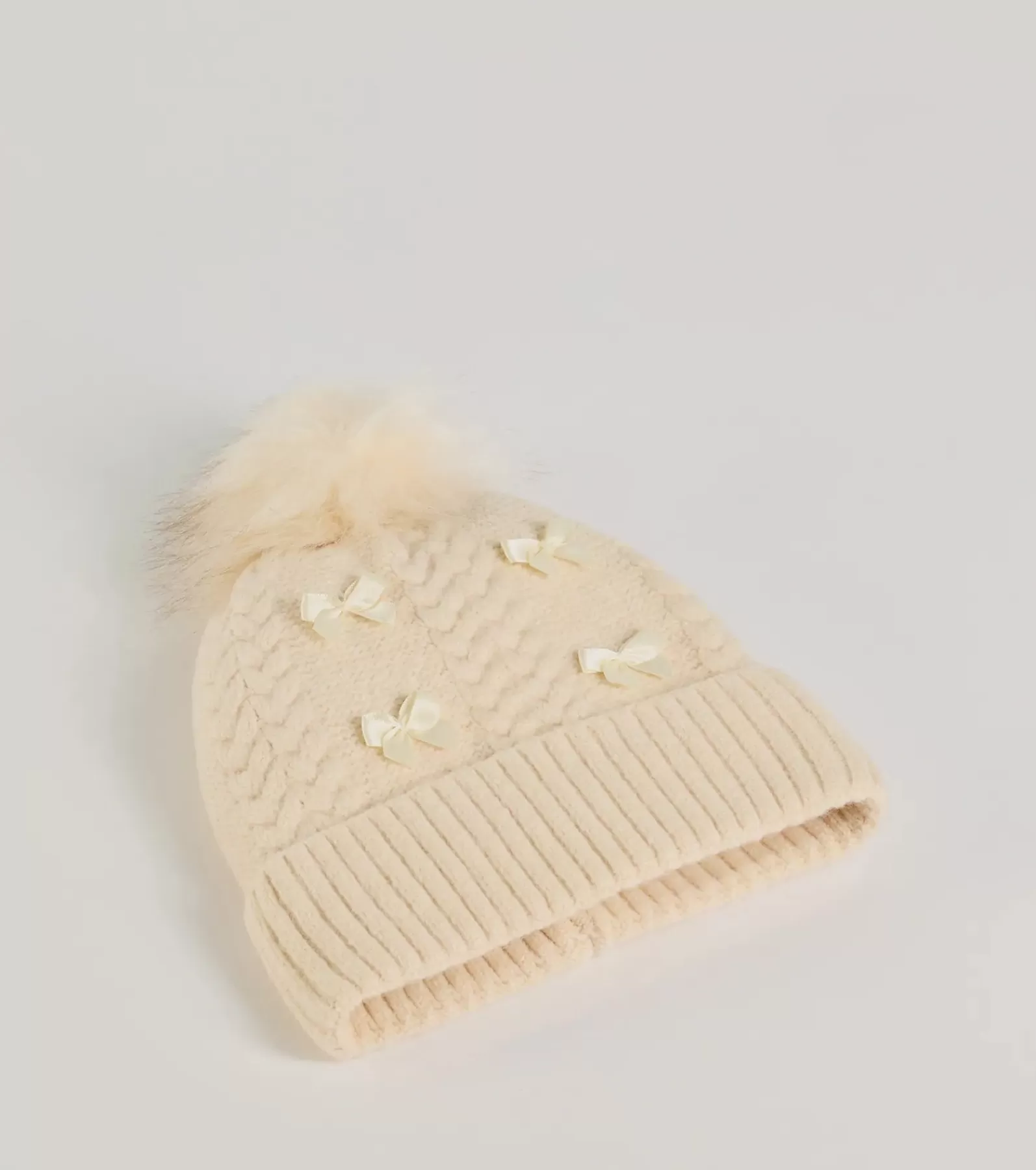 Windsor Cold Weather Accessories | Hats*Stay Toasty Bow And Pom Knit Beanie