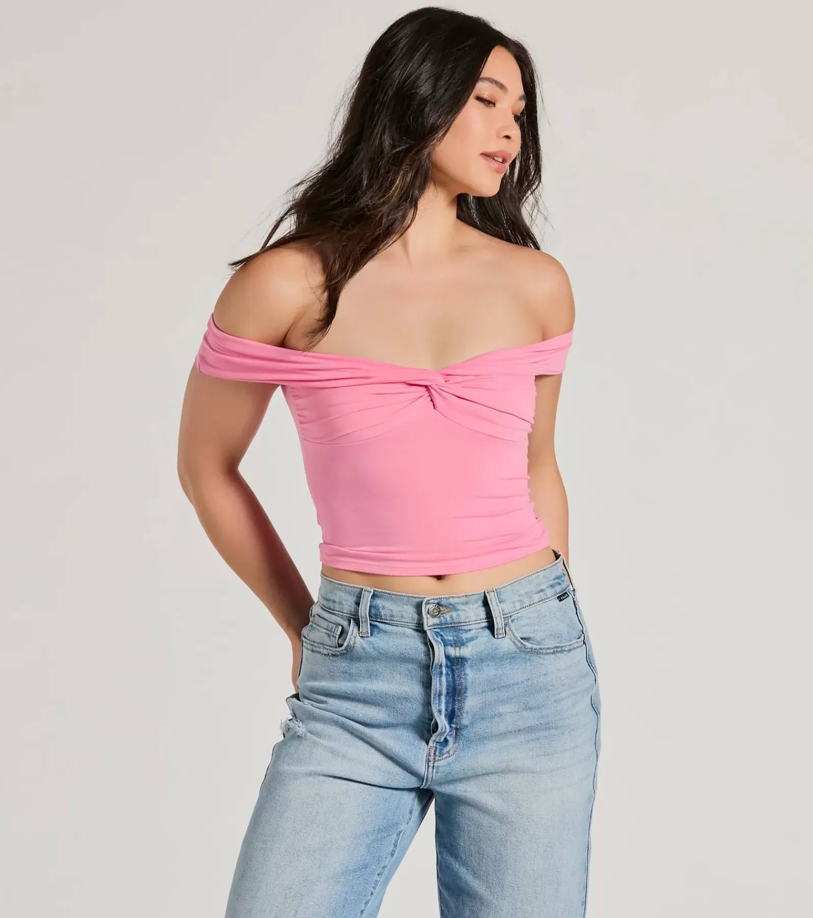 Windsor Off The Shoulder Tops | Short Sleeve Tops*Trendy Twist-Front Off-The-Shoulder Crop Top