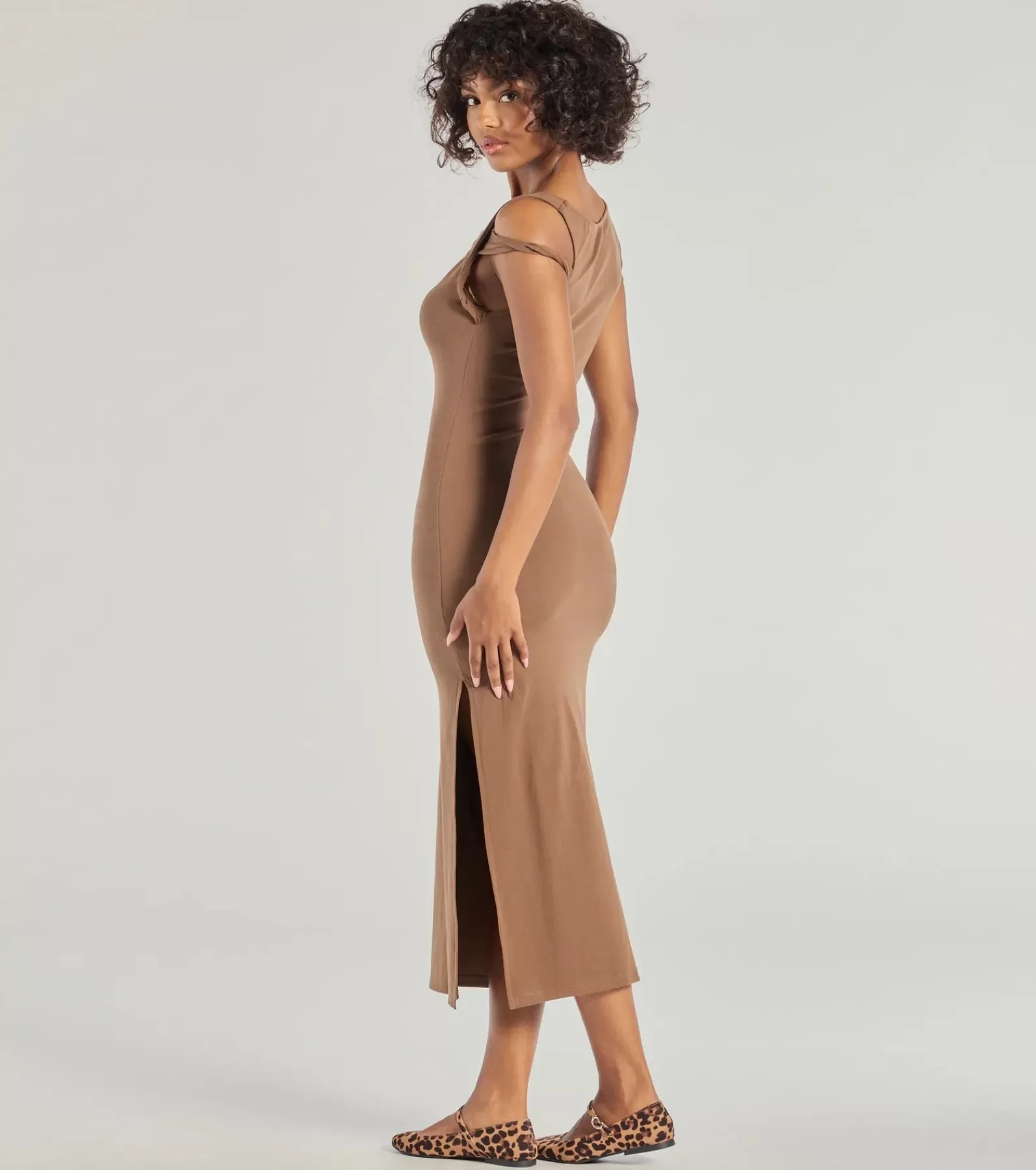 Windsor Midi Dresses | Casual Dresses*Twist Of Chic High-Slit Knit Midi Dress